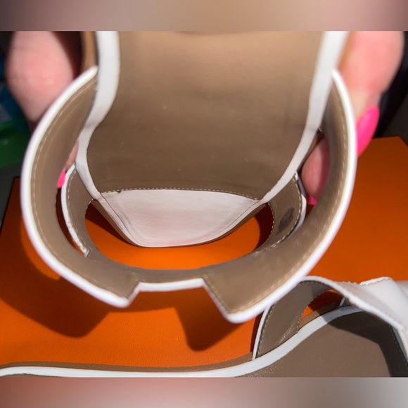 Hermès Oran Sandals - Picture 2 of 4